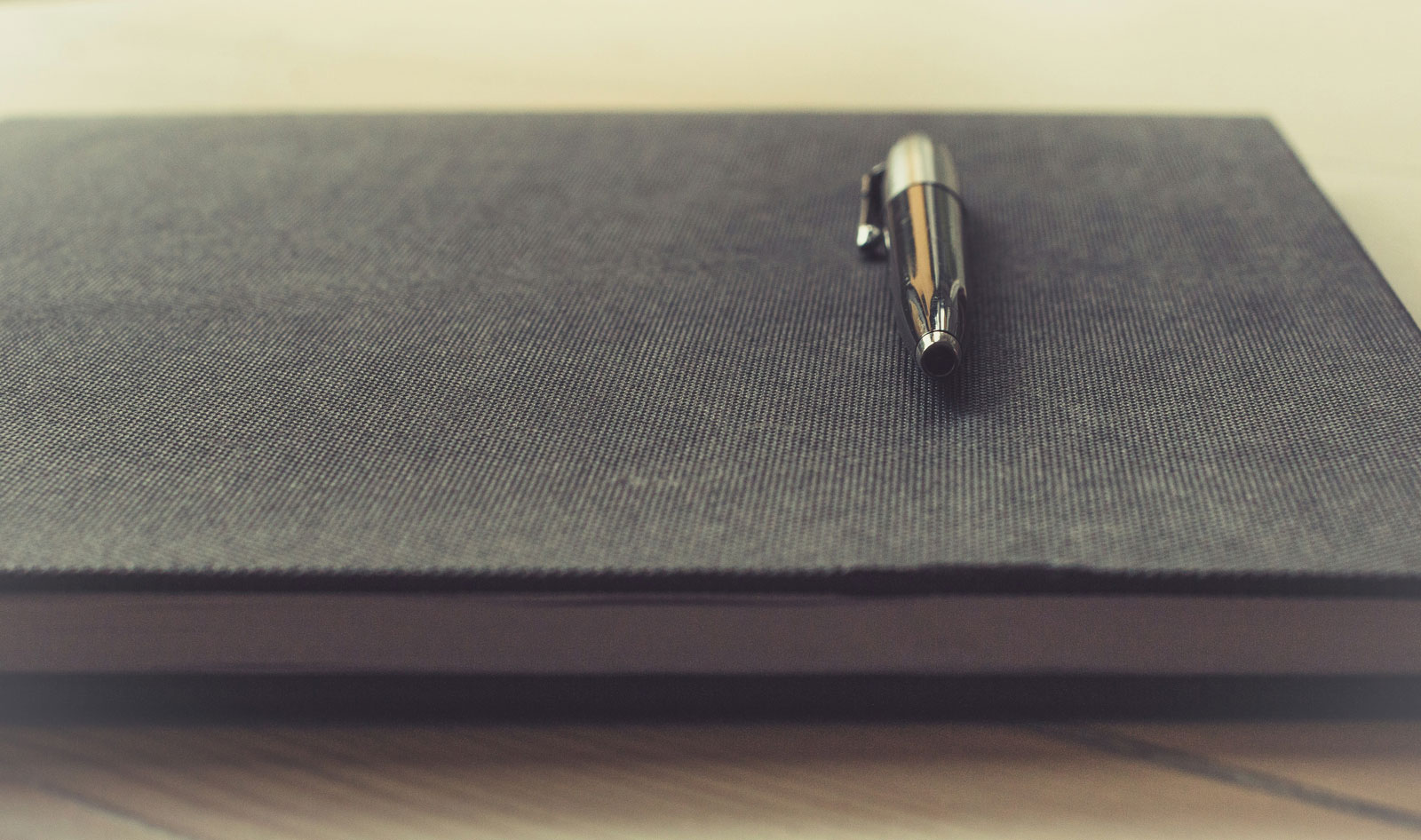 Ghidul Complet pentru Alegerea Agendelor și Jurnalelor de Calitate